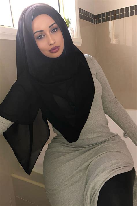 porno hijab Search